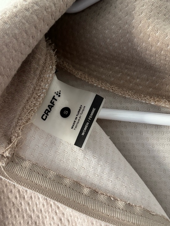 Craft Women’s Half-Zip Sweater in Beige Size Small - Picture 5 of 7